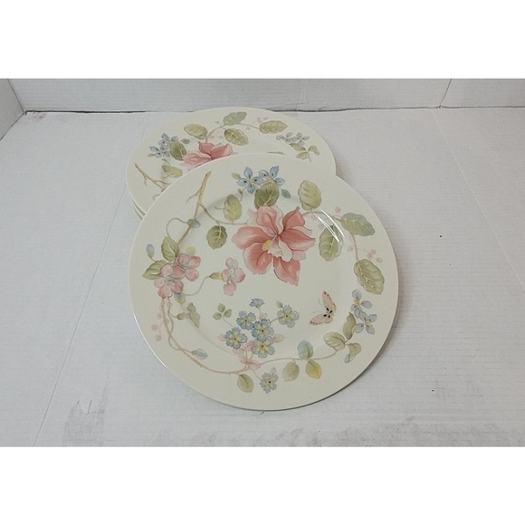 Dinnerware Set Shalimar by Mikasa - 43 Pieces - Picture 8 of 8